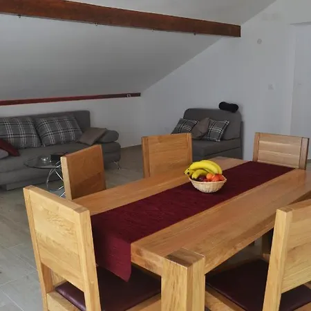 Toni Sea View 4*
