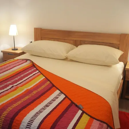 Aparthotel Toni Sea View