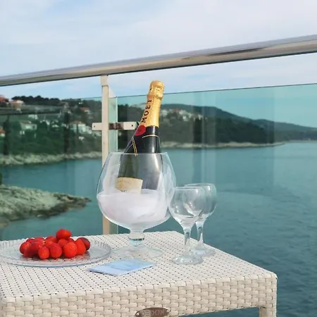 Aparthotel Toni Sea View Primošten