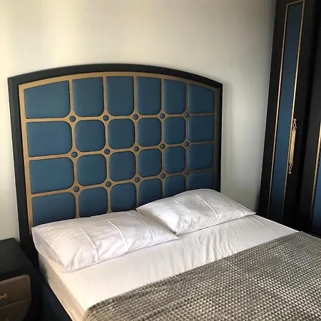 Toni Sea View Aparthotel