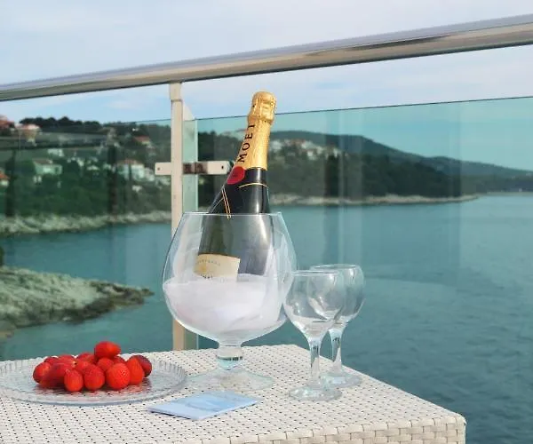 Lägenhetshotell Toni Sea View Primošten